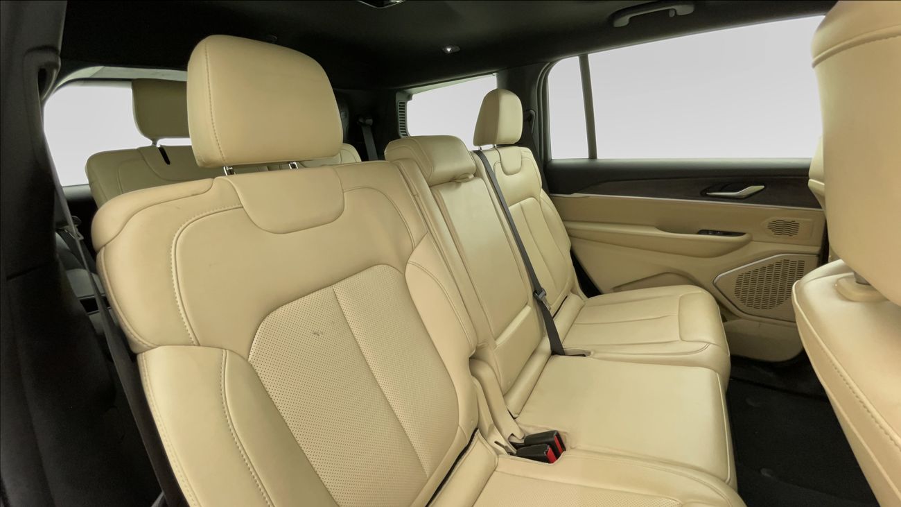 جيب Grand Cherokee L 2023 LIMITED | AED 1766/Month | 0 DP | 30 Day Return | Warranty | Service History