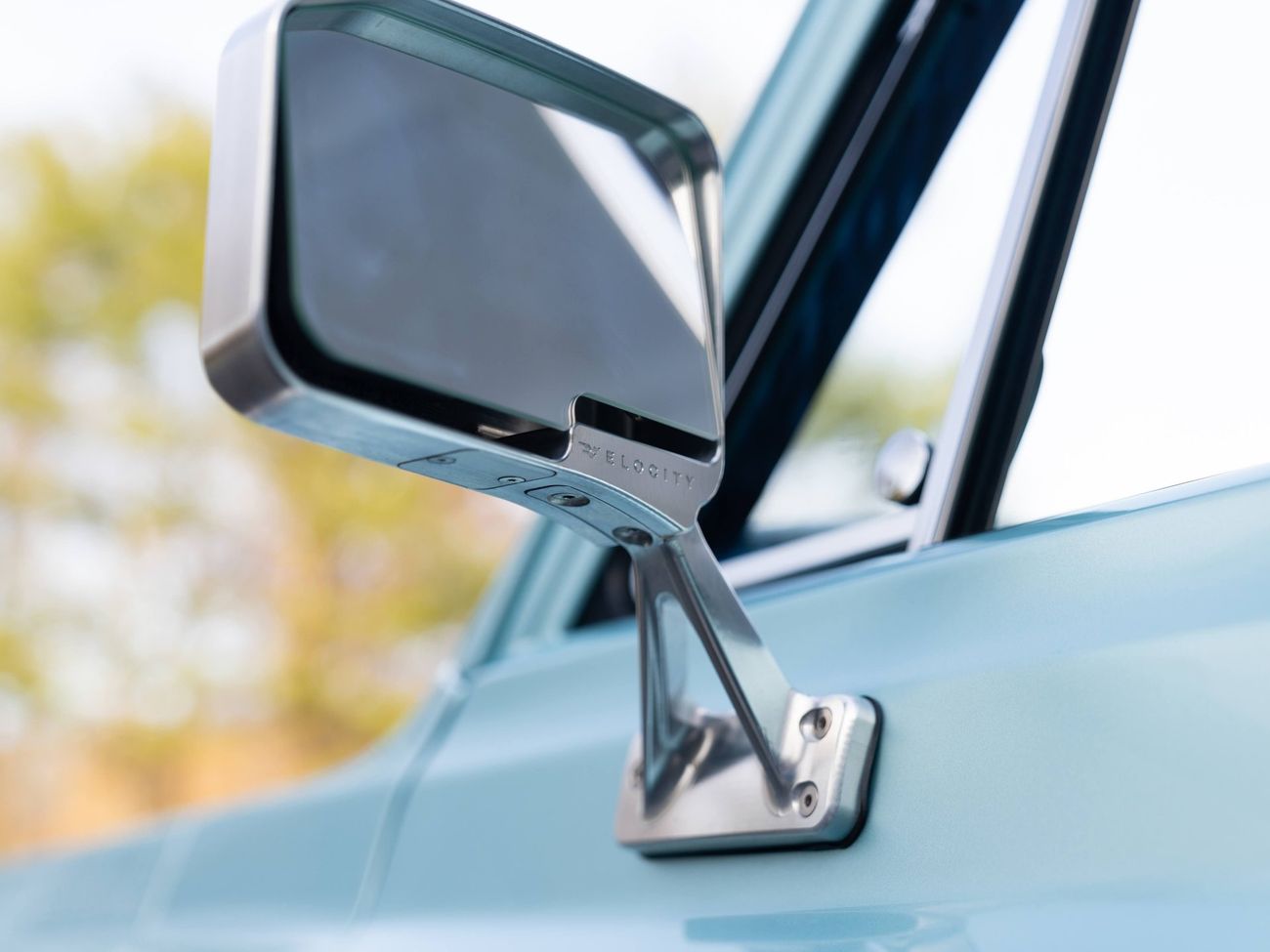 شيفروليه بليزر K5 Velocity Restorations LT1 10 Speed Pro Touring Restomod