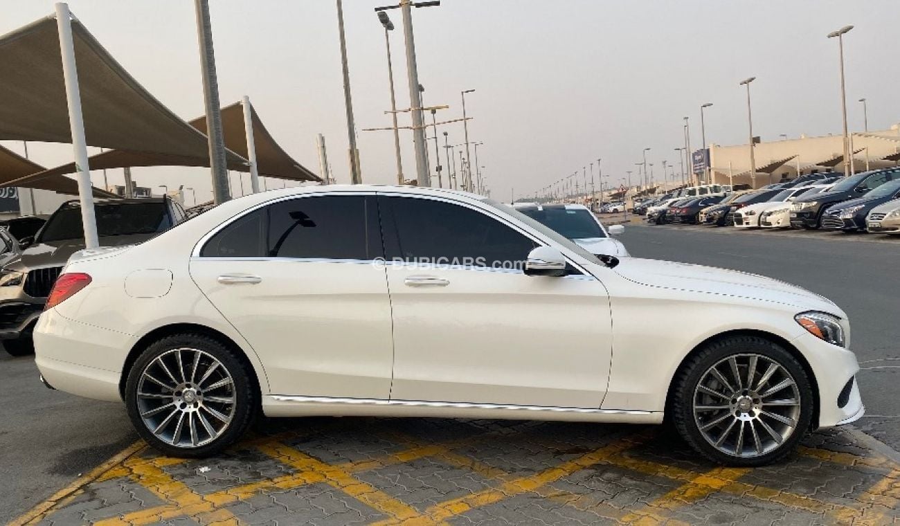 Mercedes-Benz C 300 2.0L V4