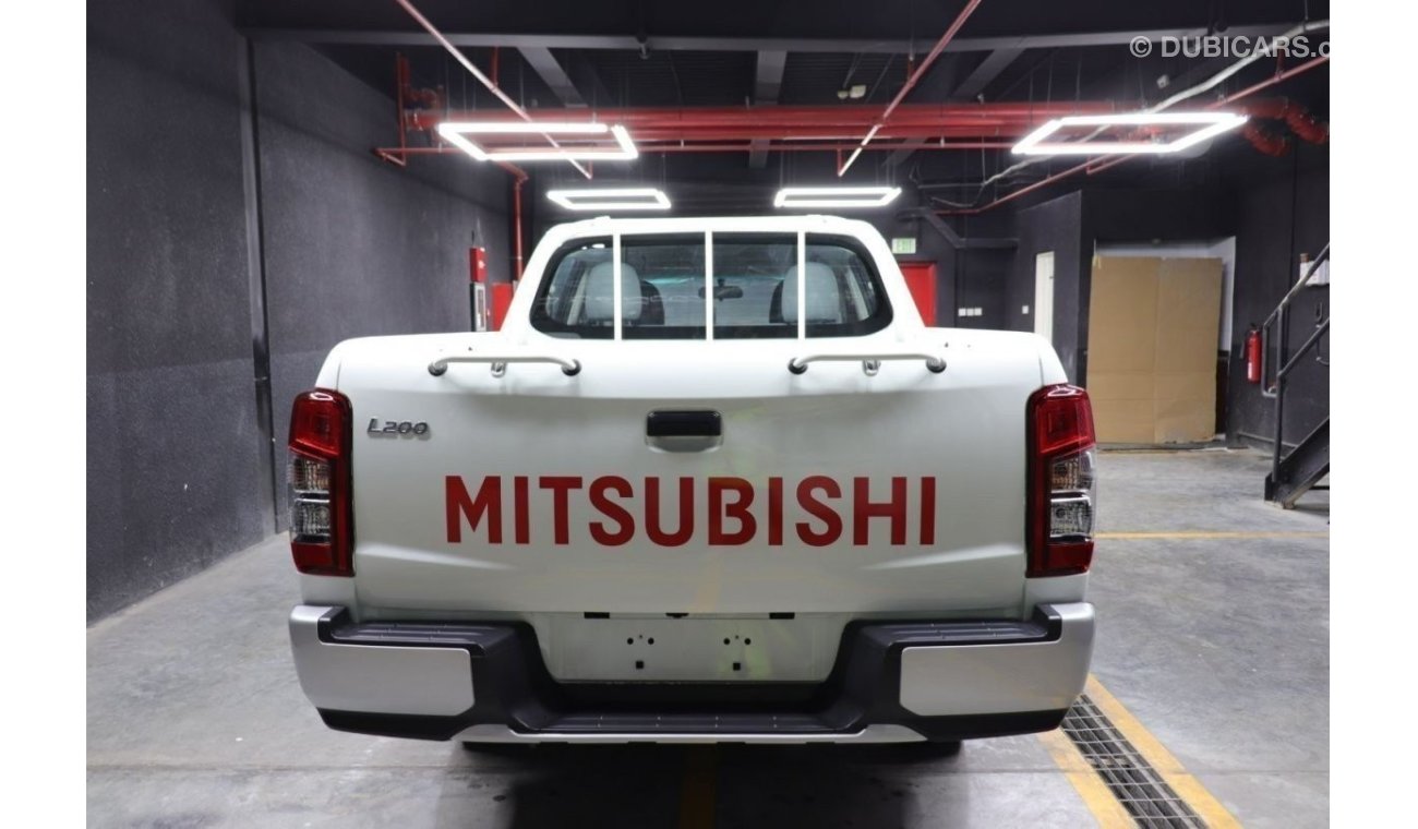 ميتسوبيشي L200 2023 MITSUBISHI L200 GLX 4X4 PICK UP DOUBLE CAB 2.4L DIESEL - EXPORT ONLY