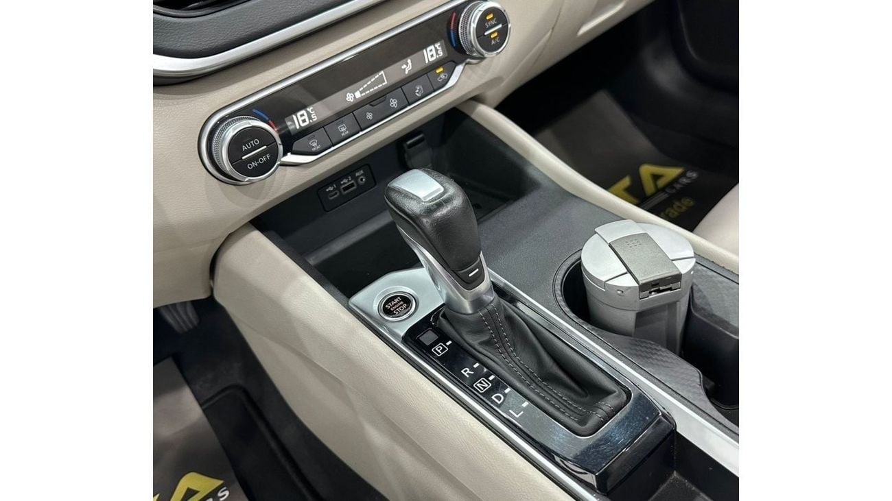 Nissan Altima 2022 Nissan Altima SV, One Year Unlimited KM Warranty, Full Nissan Service History, GCC