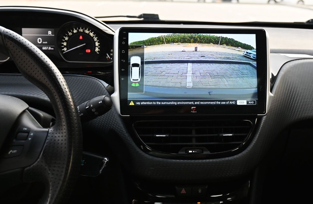 بيجو 208 GT لاين بيجو 208 GT_LINE خليجي 2018 بحالة ممتازة من الداخل والخارج