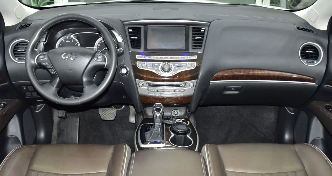 إنفينيتي QX60 EXCELLENT DEAL for our Inifiniti QX60 ( 2018 Model ) in White Color GCC Specs