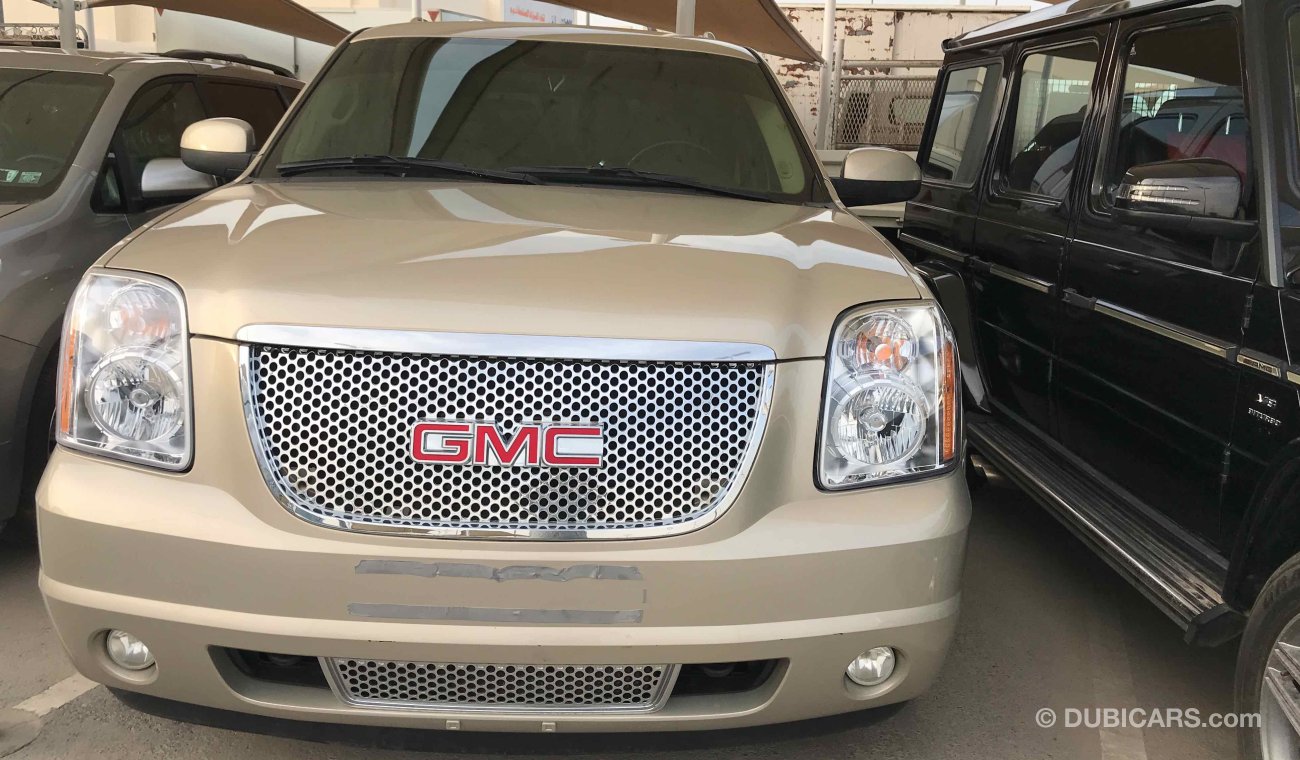 GMC Yukon whatsapp me on the number below