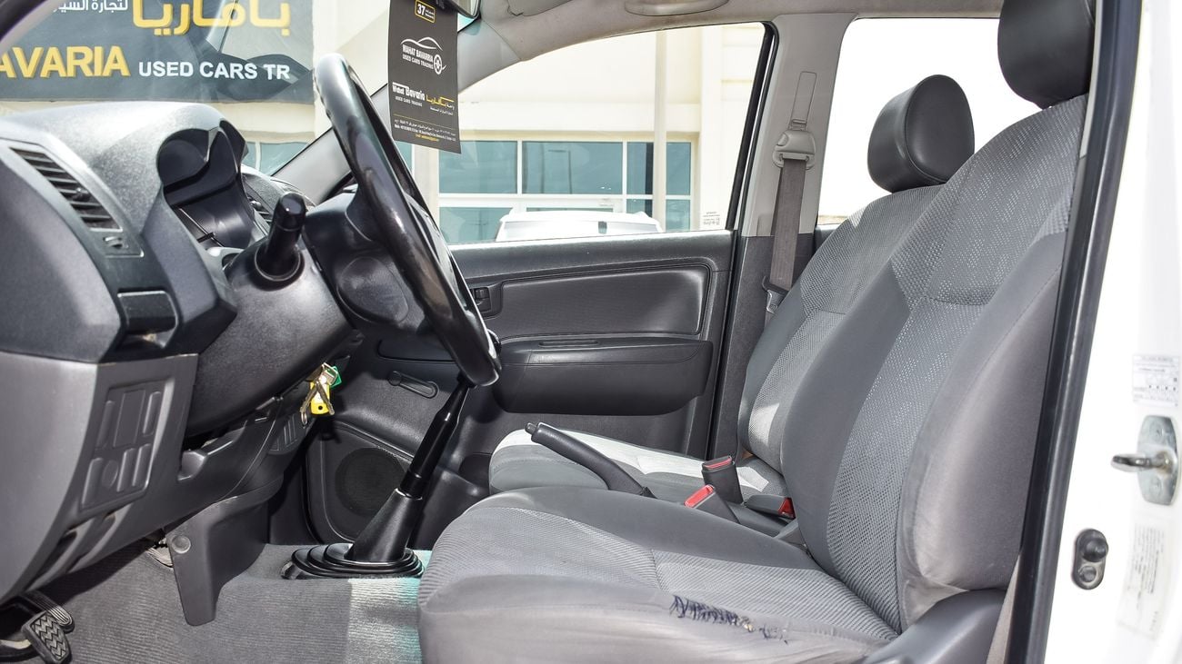 تويوتا هيلوكس TOYOTA HILUX 4X2 PICKUP GL PATROL