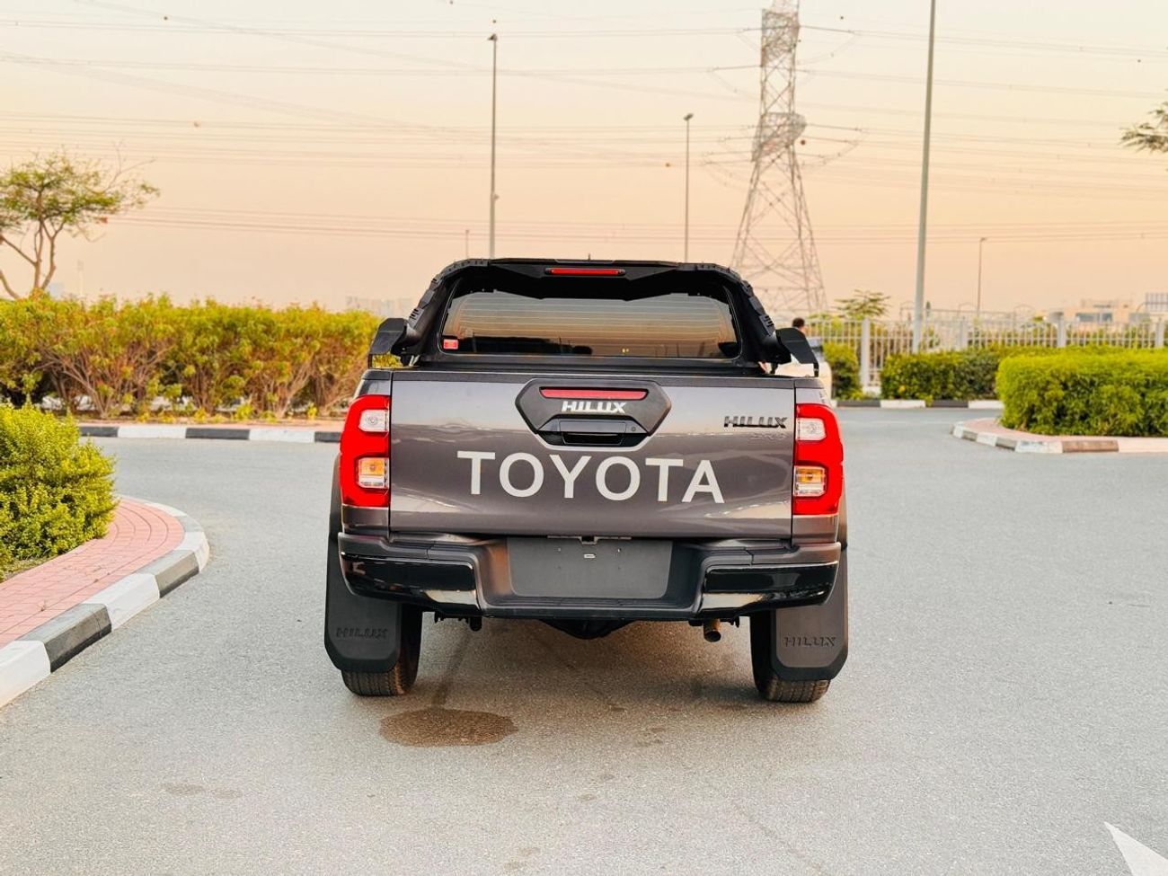 تويوتا هيلوكس -