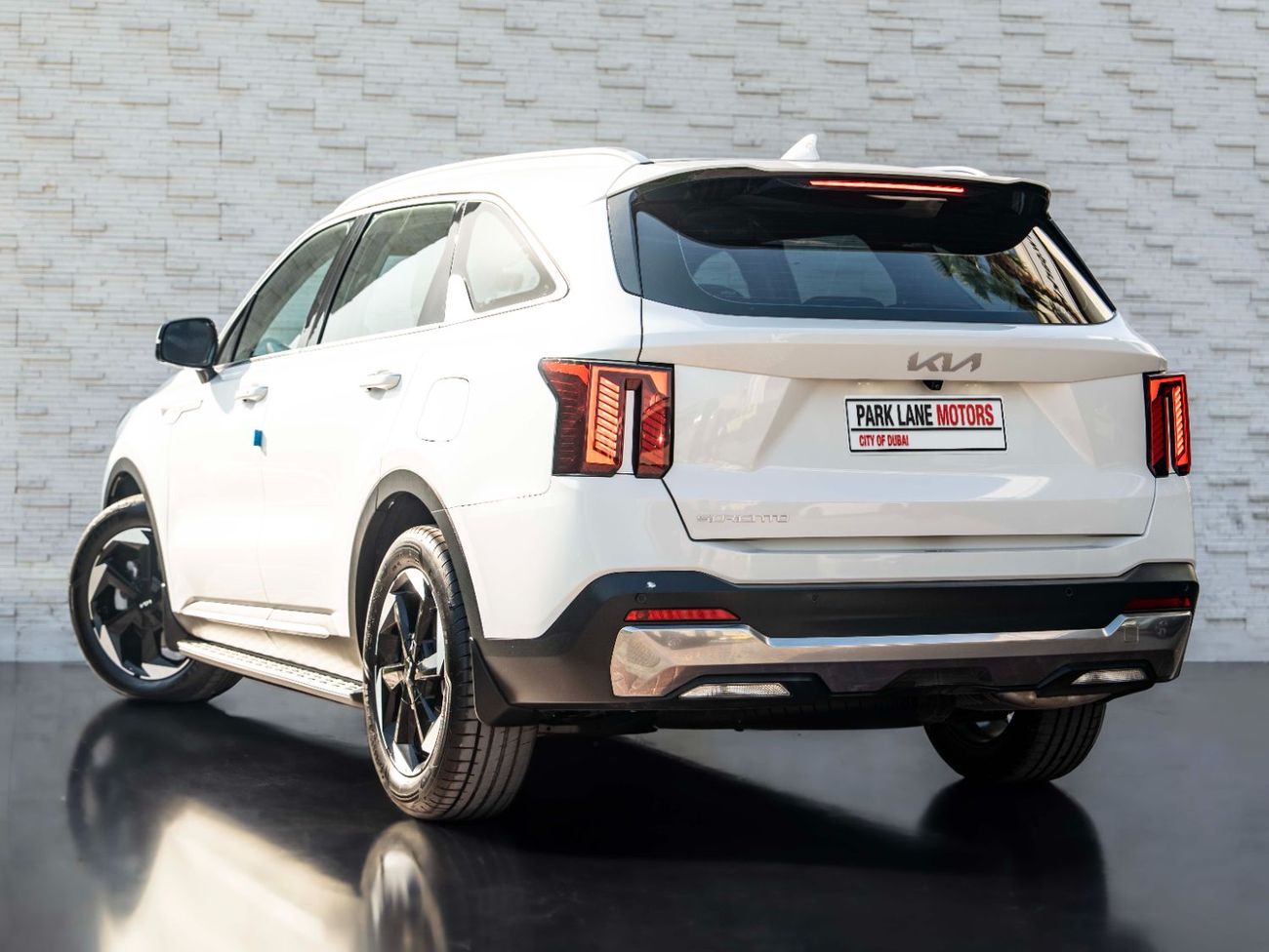 Kia Sorento Std 2.5L FWD