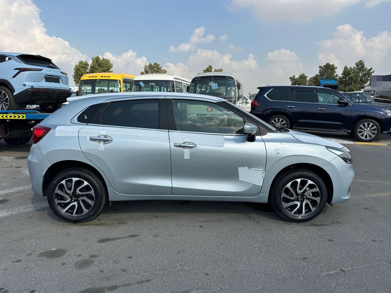 Suzuki Baleno SUZUKI BALENO HATCHBACK LHD 2023 MODEL 1.5 L PETROL AUTOMATIC(PM42039)