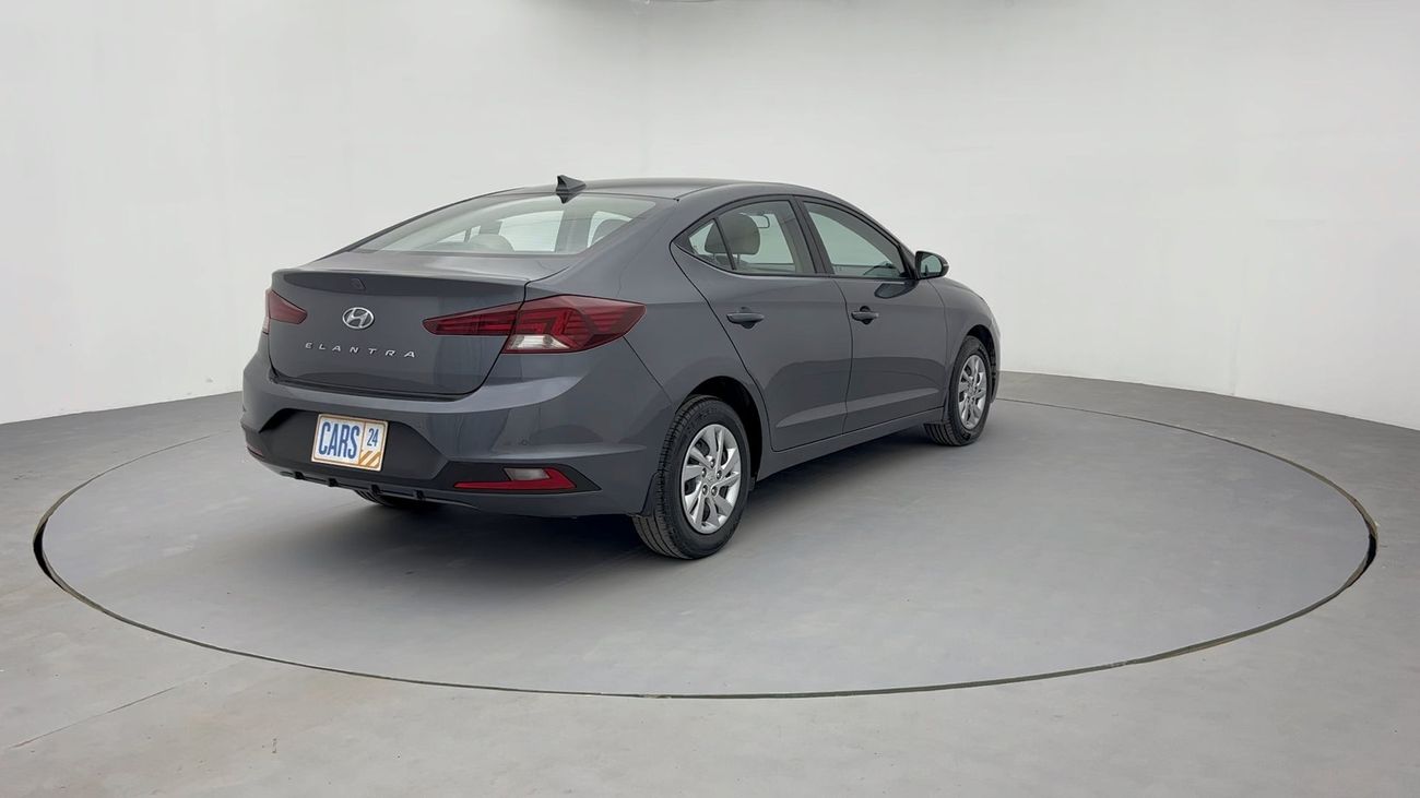 Hyundai Elantra 1600