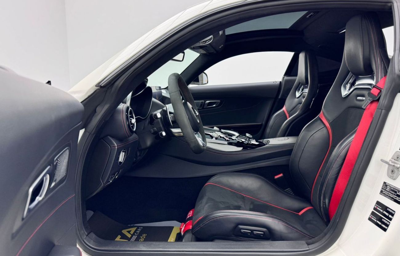 Mercedes-Benz AMG GT S 2015 Mercedes-Benz AMG GTS, Full Service History, Excellent Condition, Low Km, GCC
