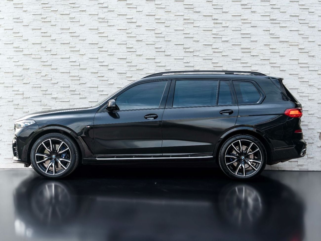 بي أم دبليو X7 M50i 4.4L (523 HP)