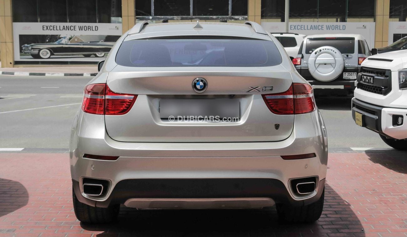 بي أم دبليو X6 50i Xdrive