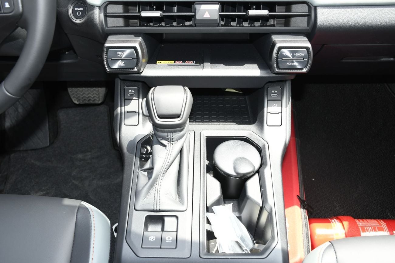 Toyota RAV4 ADVENTURE 2.5L HEV With Remote start Engine