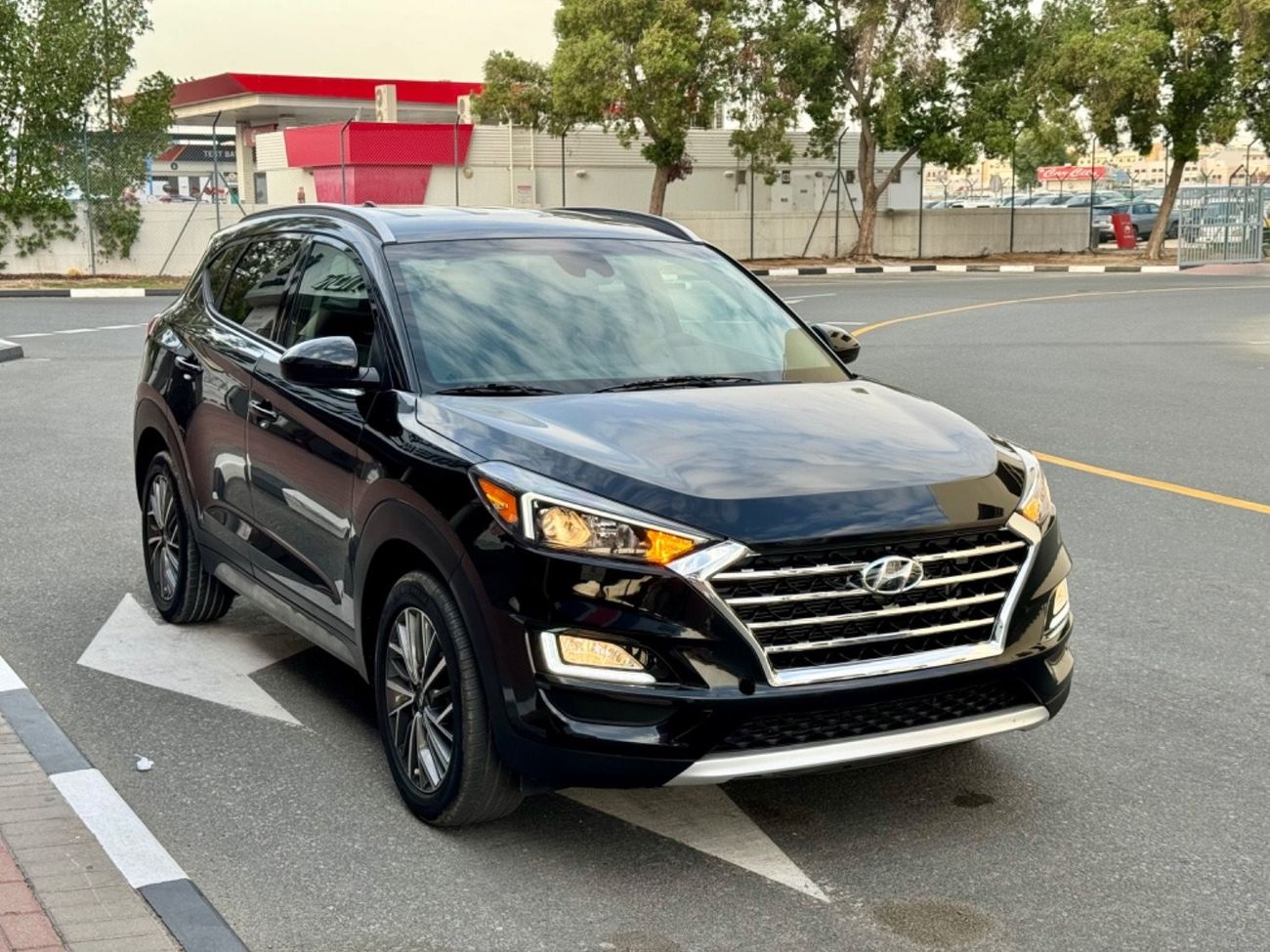 Hyundai Tucson 2.0L 2019 LIMITED KEYLESS LEATHER SEATS 2.4L USA IMPORTED