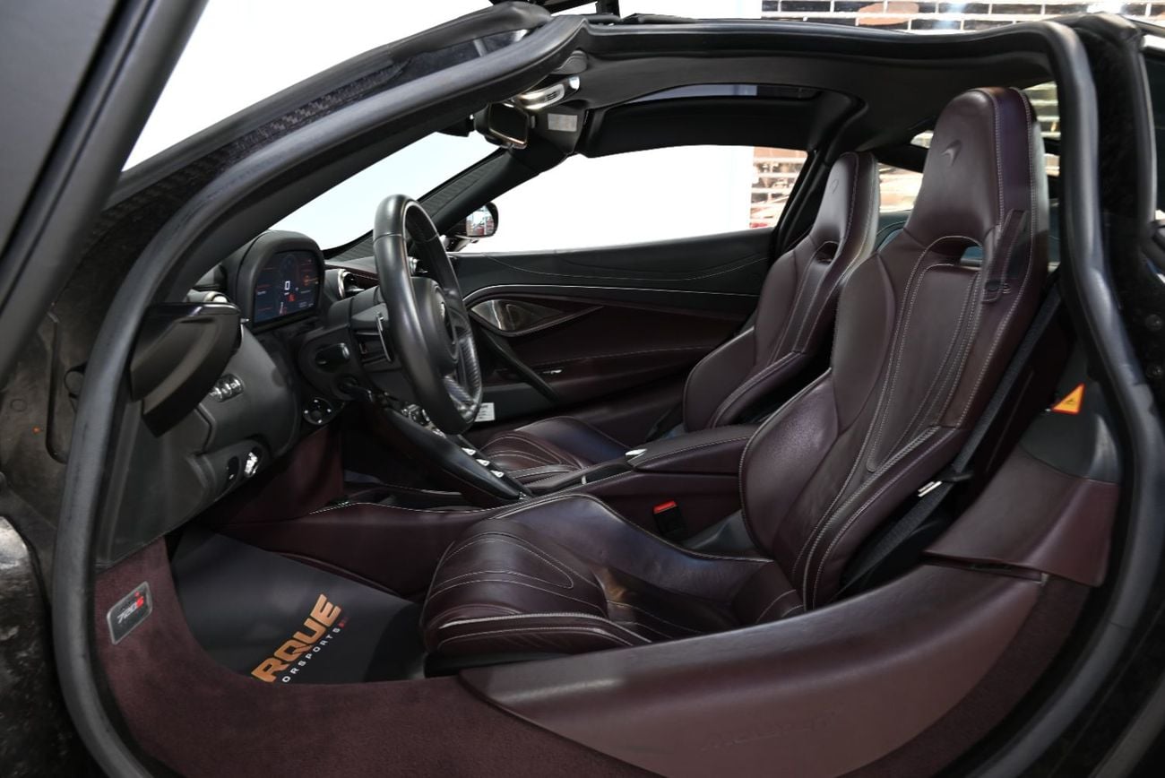 McLaren 720S PERFORMANCE 2018 McLaren 720s Performance, Full Service History, Full PPF, Excellent Condition, GCC