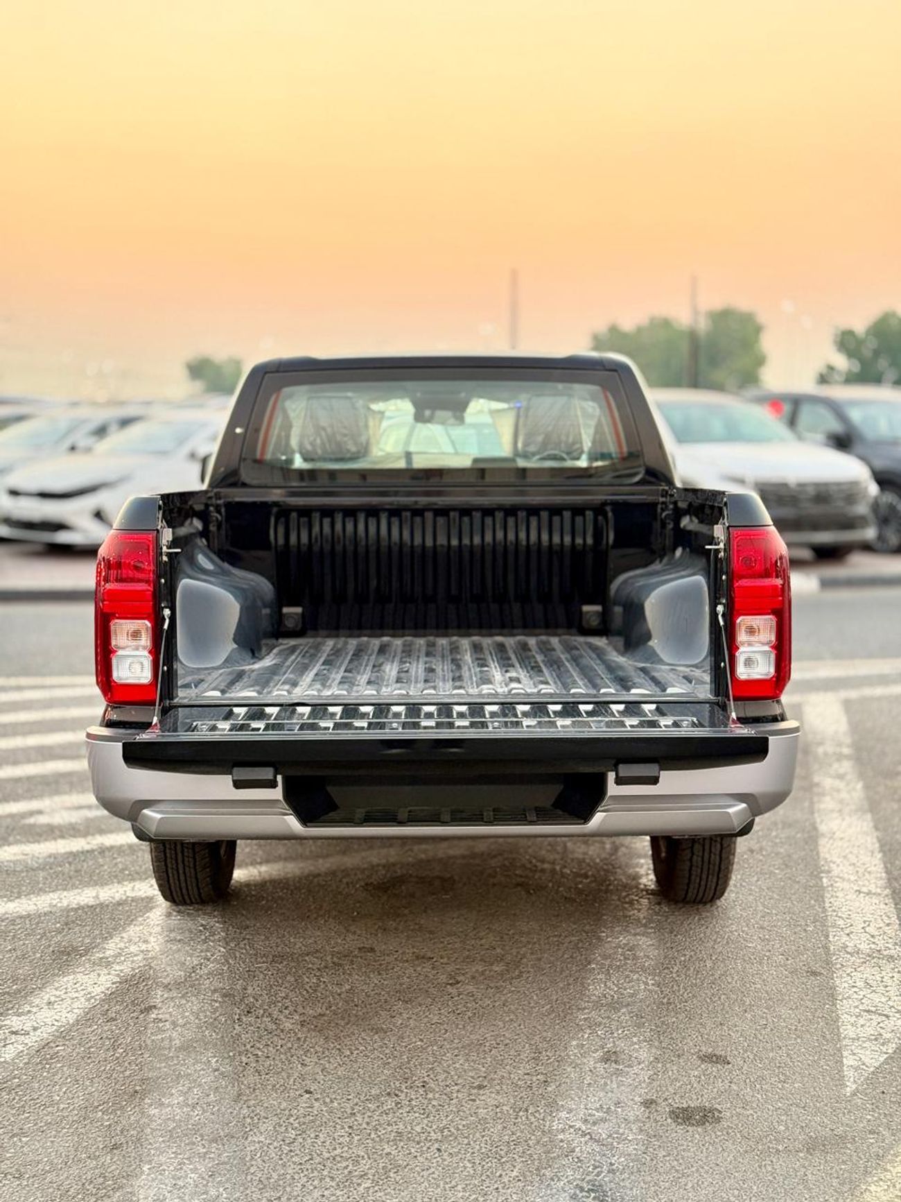 ميتسوبيشي L200 GL Double Cab Petrol 2.4L