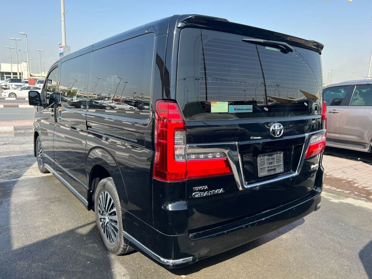 تويوتا جرافينا PREMIUM 2021.ENGINE 3.0L/V6.