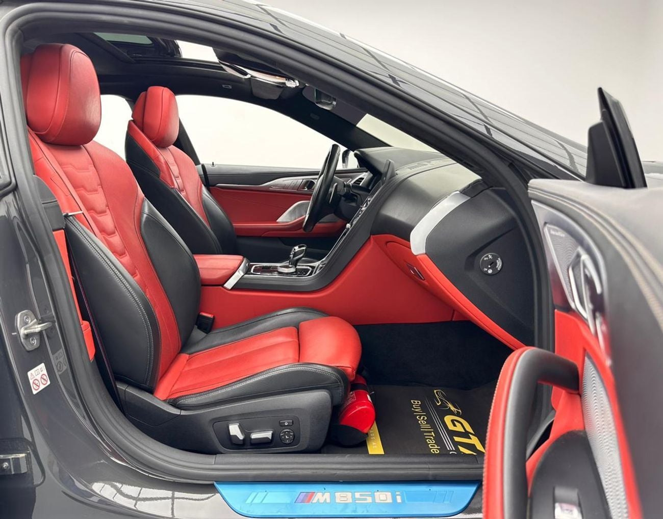 BMW M850i xDrive 4.4L 2022 BMW M850i xDrive Gran Coupe, Feb/2027 BMW Warranty + Service Contract, BMW Full Ser