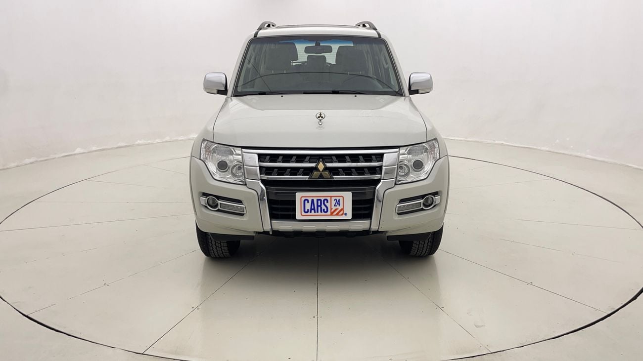 ميتسوبيشي باجيرو GLS MIDLINE 3 | بدون دفعة مقدمة | اختبار القيادة في المنزل