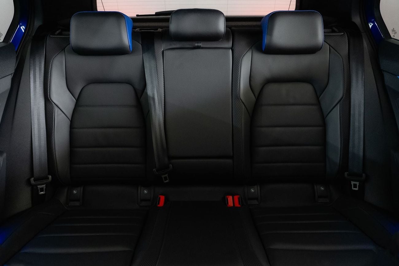 Volkswagen Golf R - PERFORMANCE