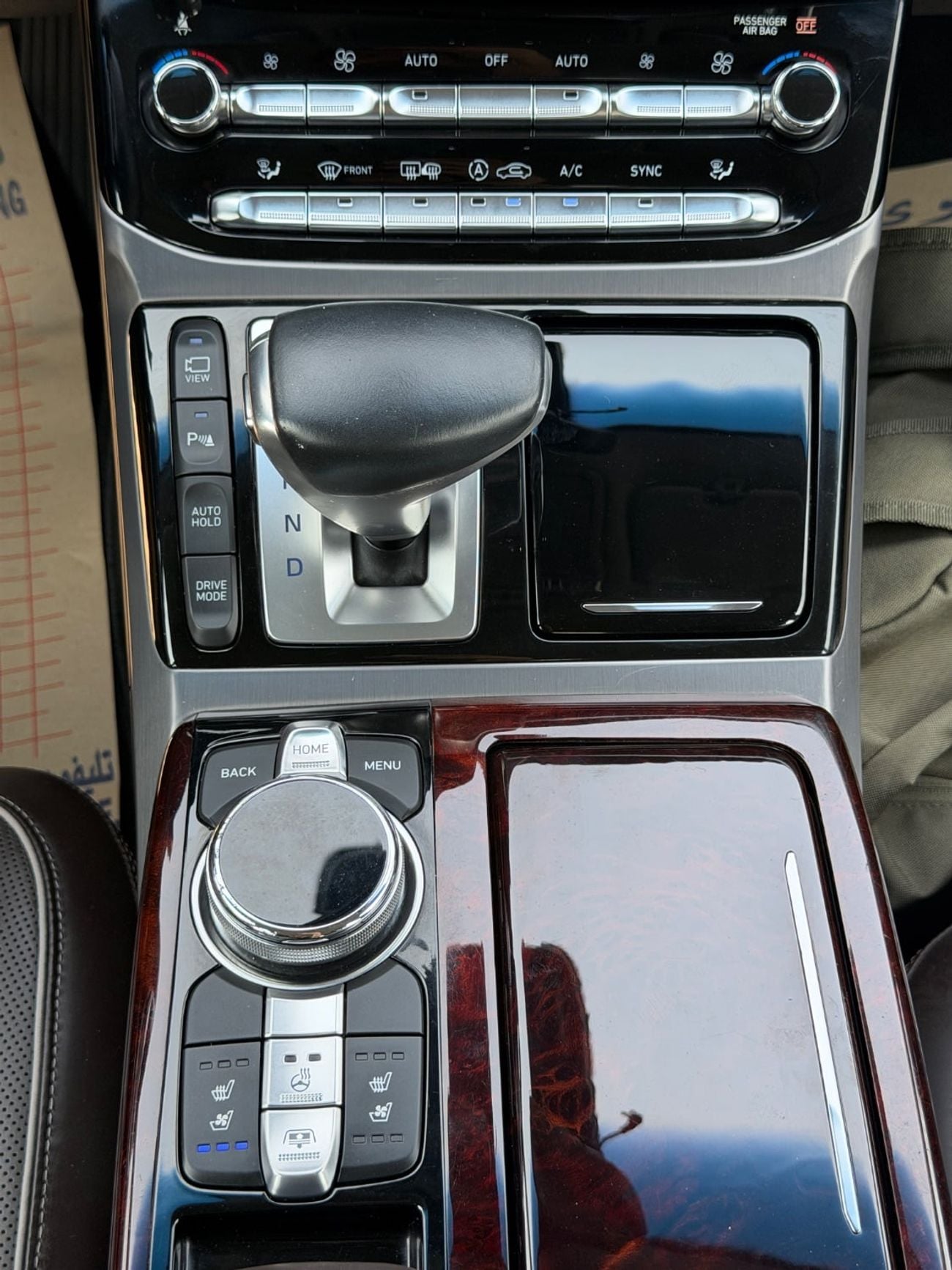 Genesis EQ900