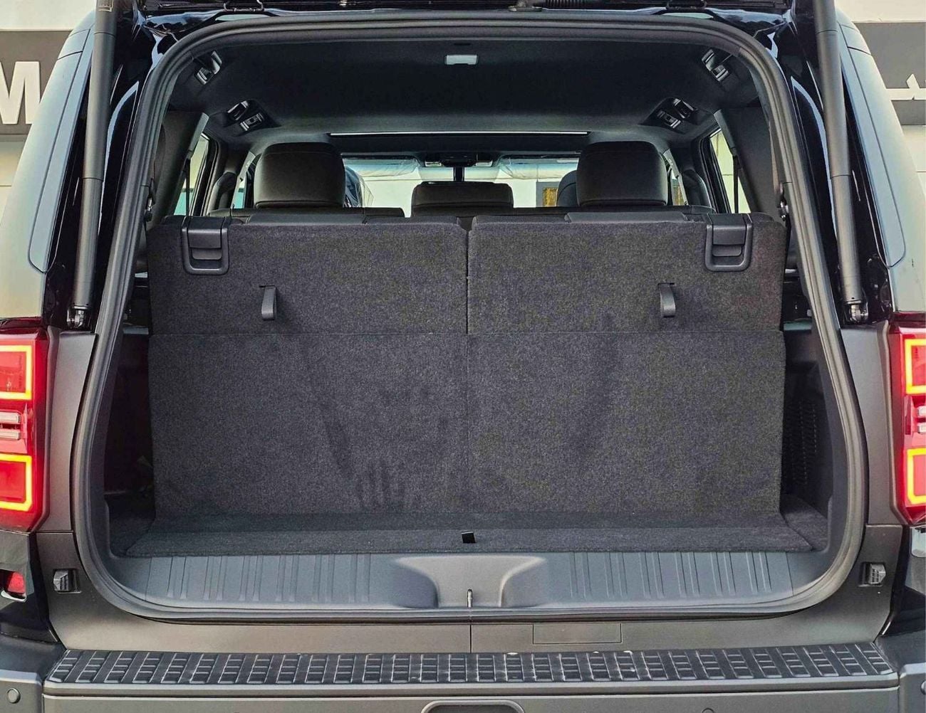 Toyota Prado ALL ROUNDER TURBO / 2.4L PETROL V4 / SUNROOF / DIFFLOCK / COOL BOX (CODE#PR24S1)