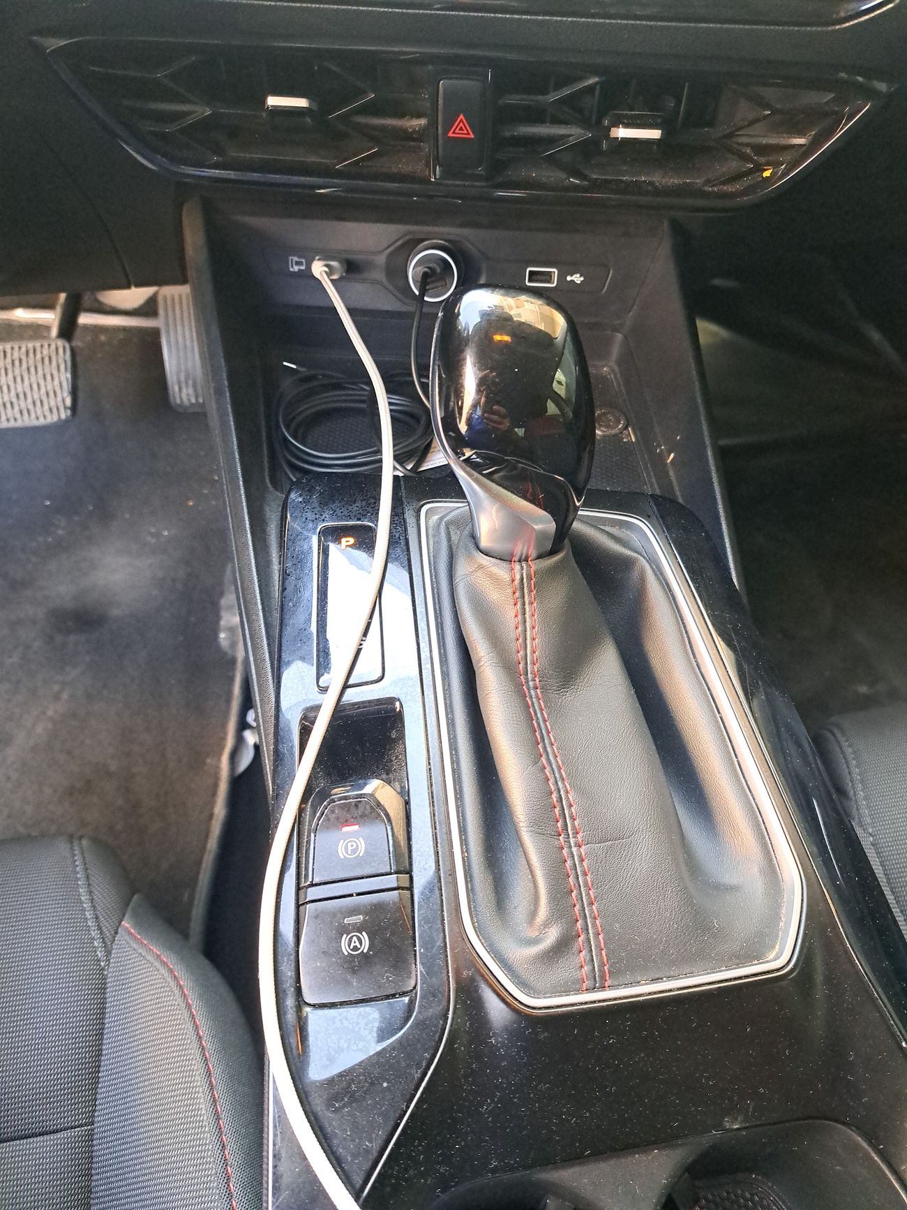 MG GT STD 1.5 | Zero Down Payment | Home Test Drive