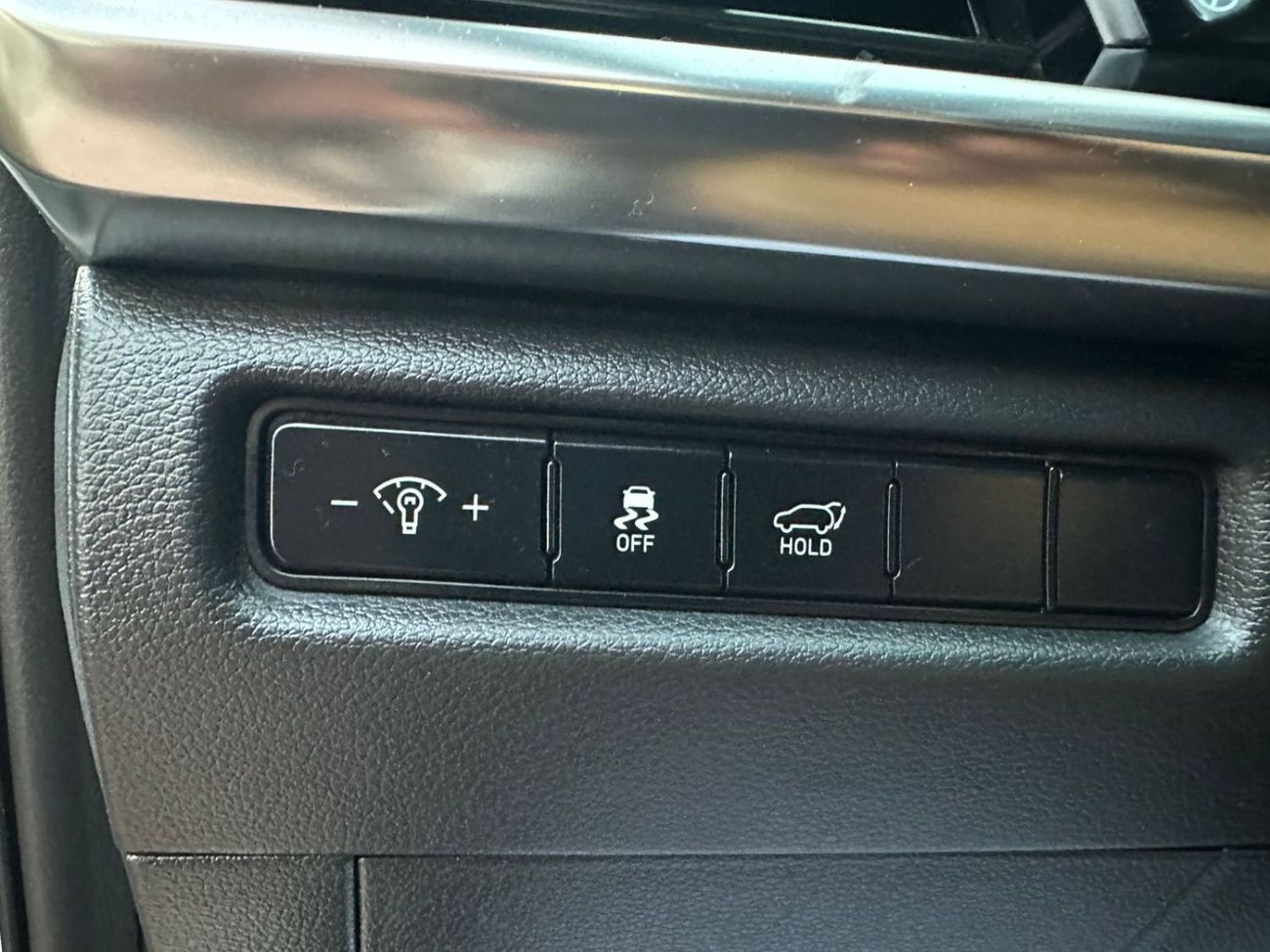 كيا تيلورايد LX 3.8L (295 HP)