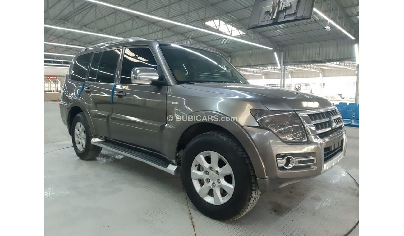 ميتسوبيشي باجيرو 3.8L (LOT#: 1681)