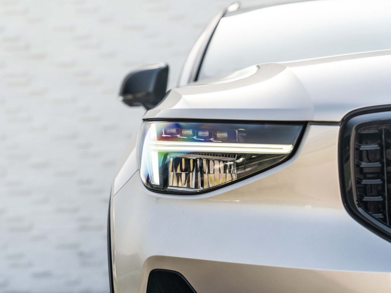 فولفو XC 40 ULTIMATE DARK Volvo XC40 2024