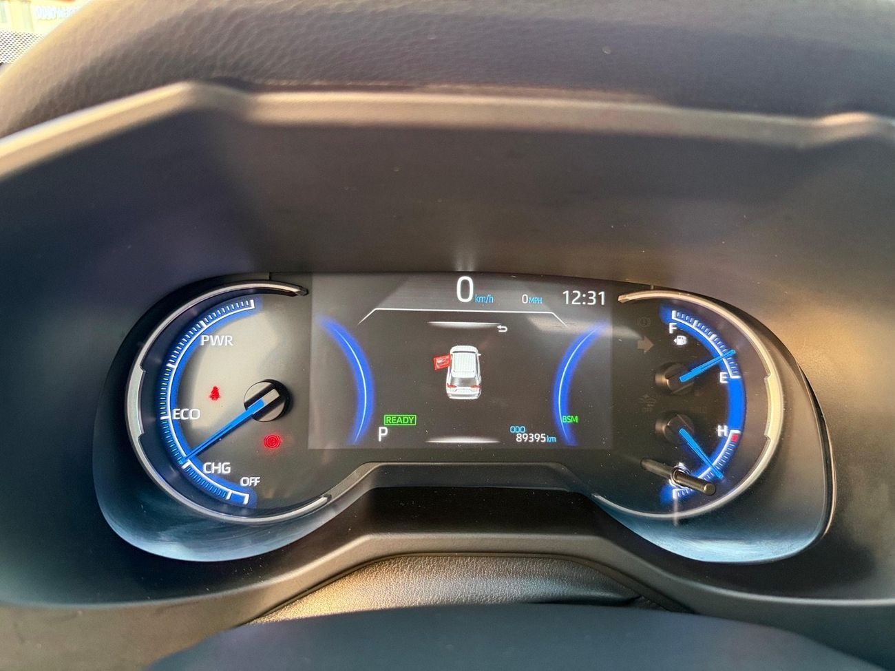 Toyota RAV4 XSE Hybrid Full Option