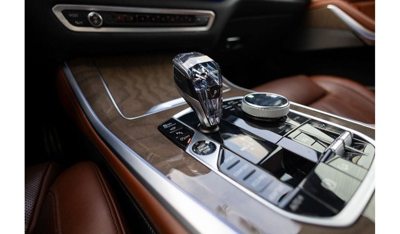 بي أم دبليو X5 40i M Sport 3.0L BMW X5 xDrive40i M-Sport 2019 GCC under Warranty with Flexible Down-Payment.