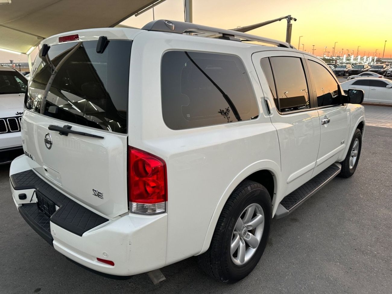 Nissan Armada SE
