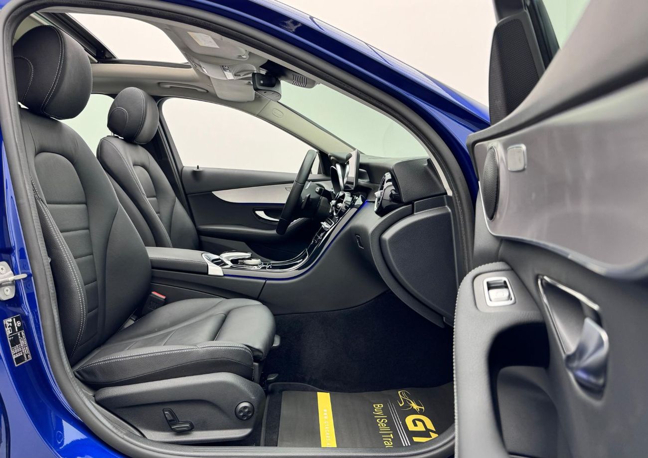 Mercedes-Benz C 300 AMG Pack 2.0L 2021 Mercedes-Benz C300 AMG, Full Service History, Warranty, Low Km, Full Option,