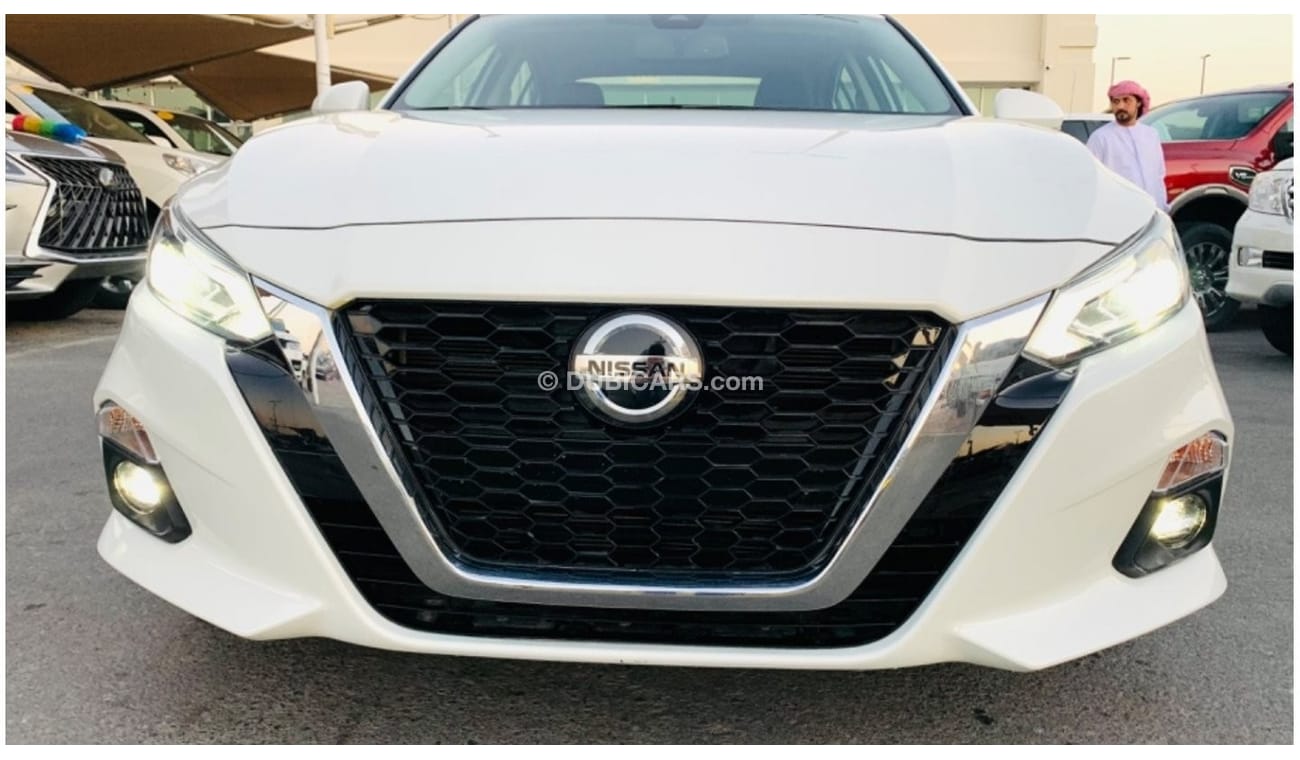 نيسان ألتيما SV