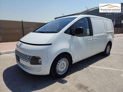 Hyundai Staria STANDARD