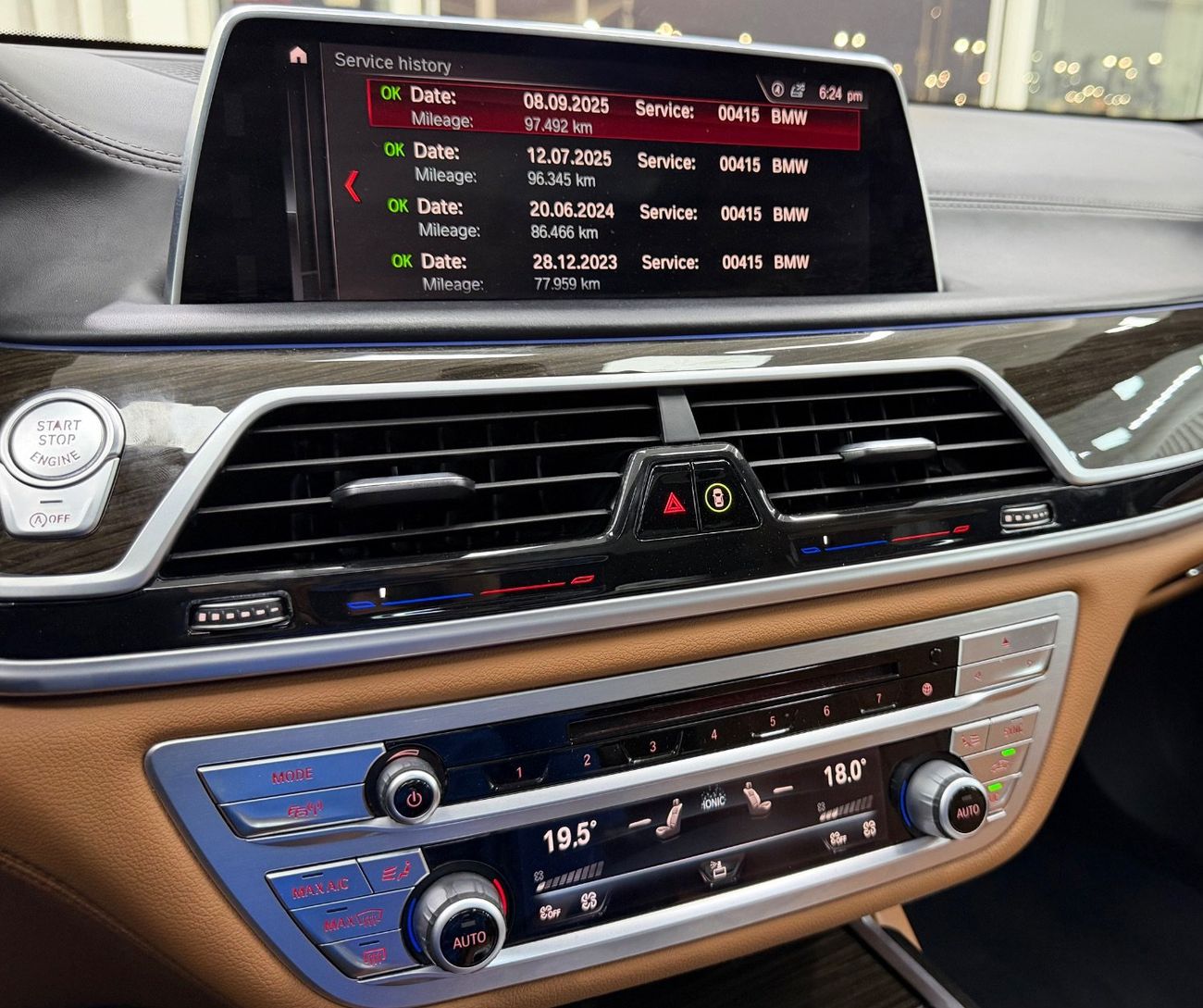 بي أم دبليو 730Li Exclusive 2.0L