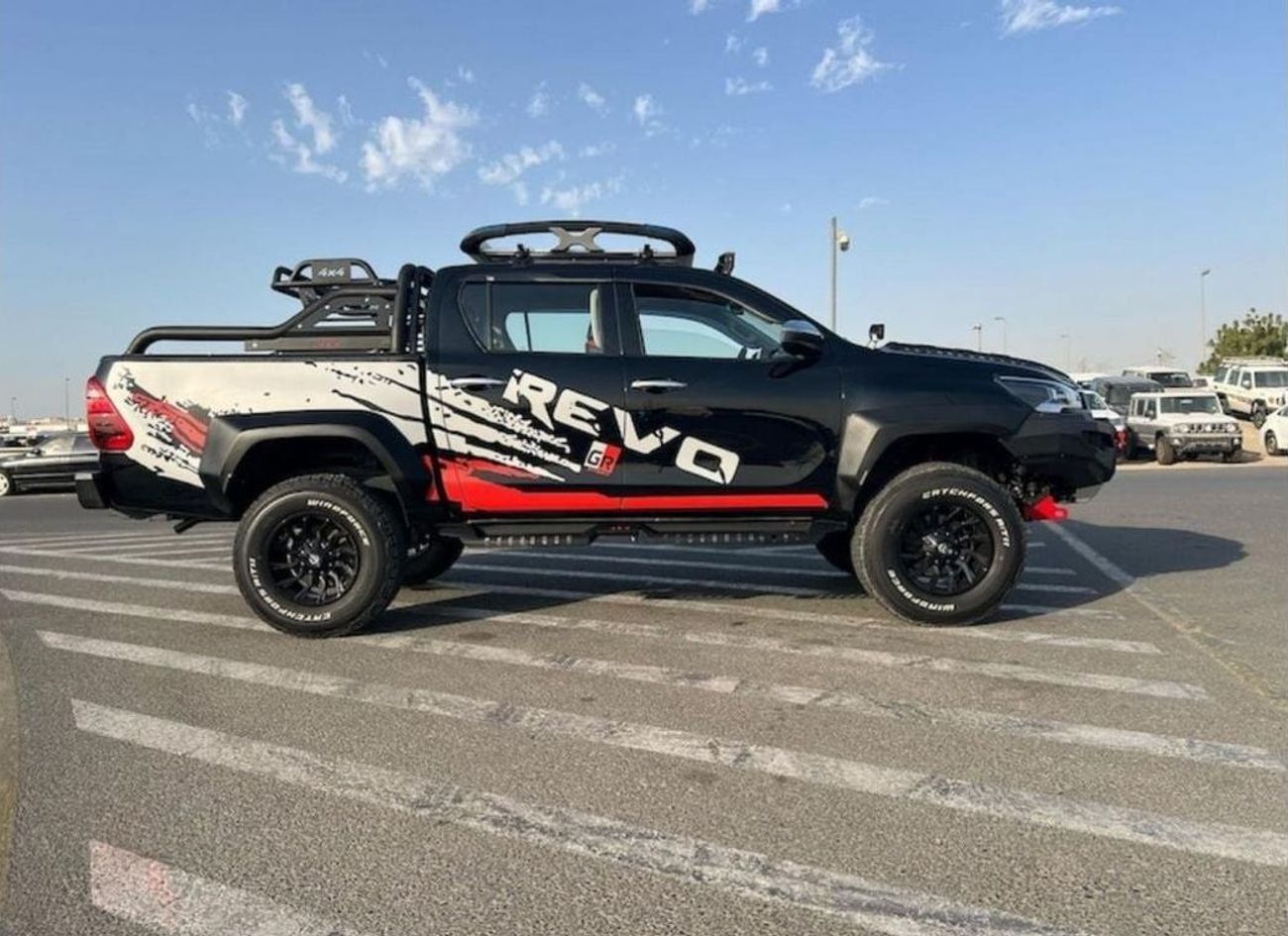 تويوتا هيلوكس Toyota Hilux pickup 2019 facelifted 2023 V4 2.8 Diesel Automatic left hand drive