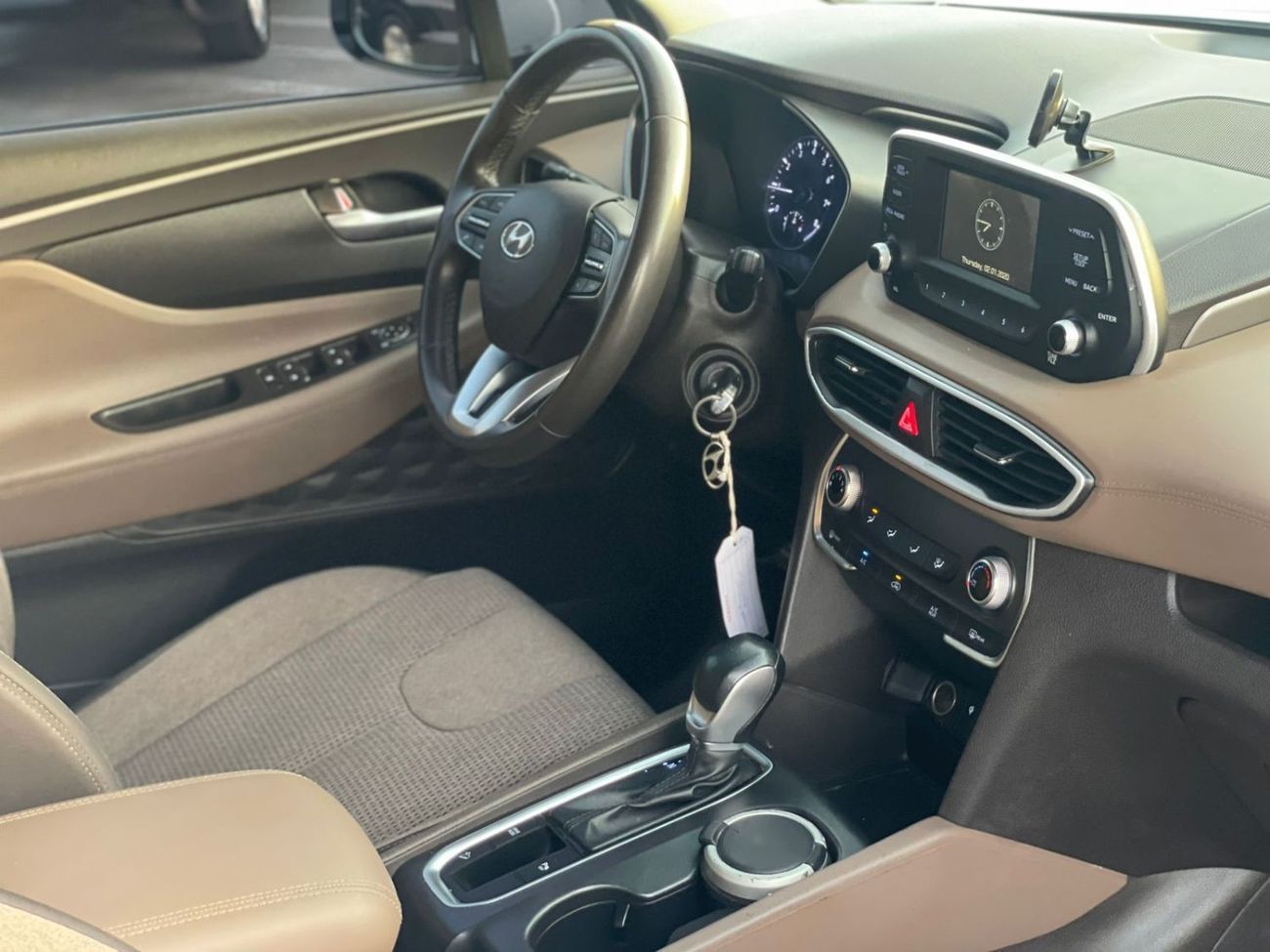 هيونداي سانتا في 