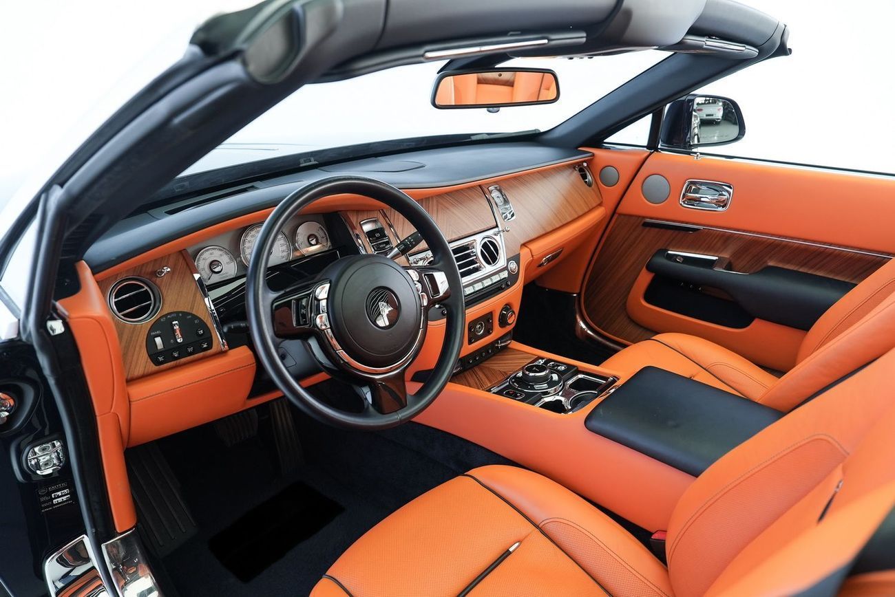 رولز رويس داون Rolls Royce Dawn