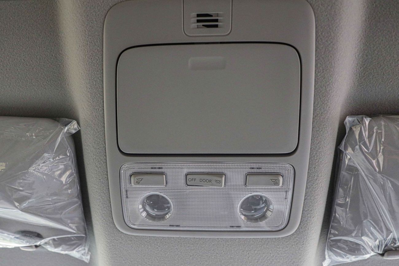 Toyota Hiace 2023 Toyota Hiace 3.5 DV P SDR - White inside Grey