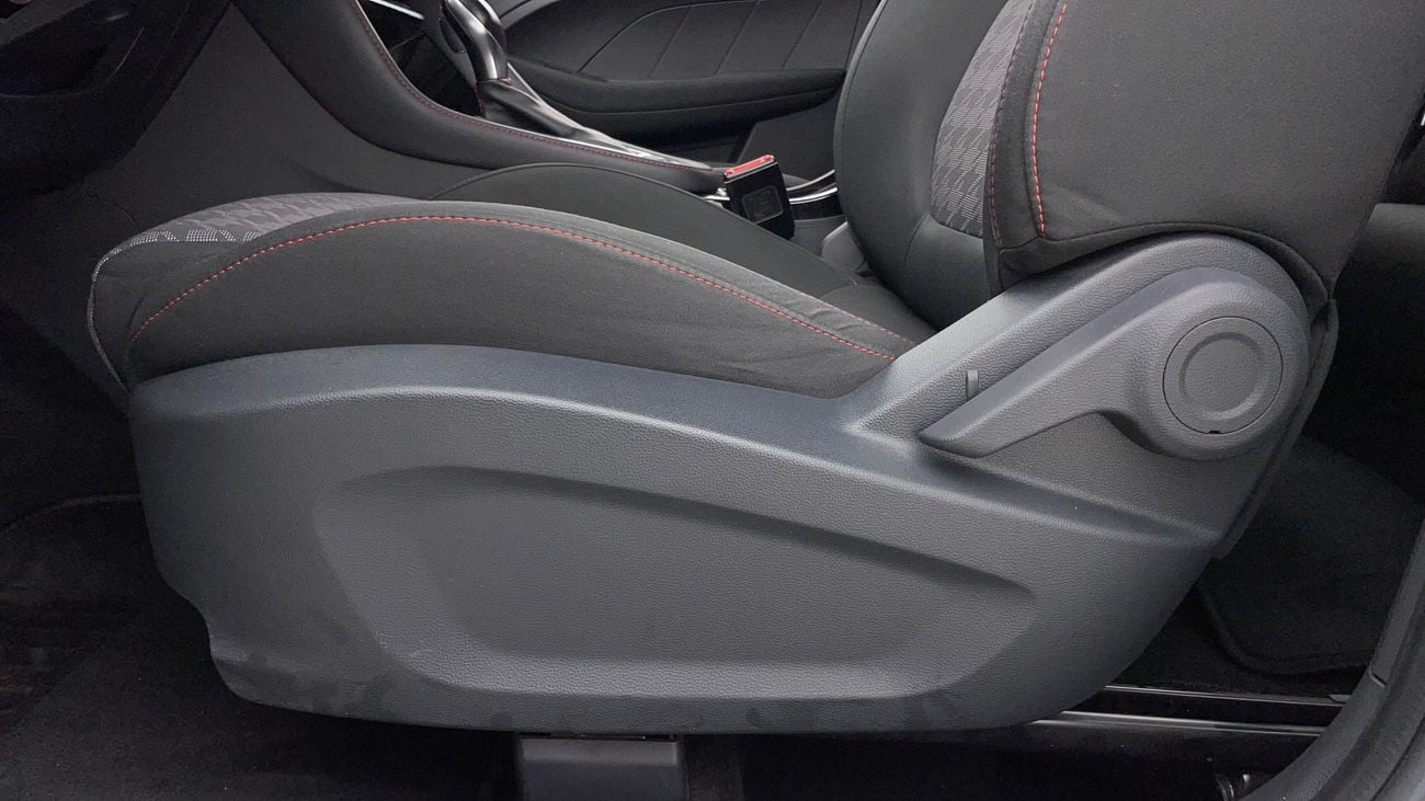 أم جي ZS STD 1.5 | بدون دفعة مقدمة | اختبار قيادة مجاني للمنزل