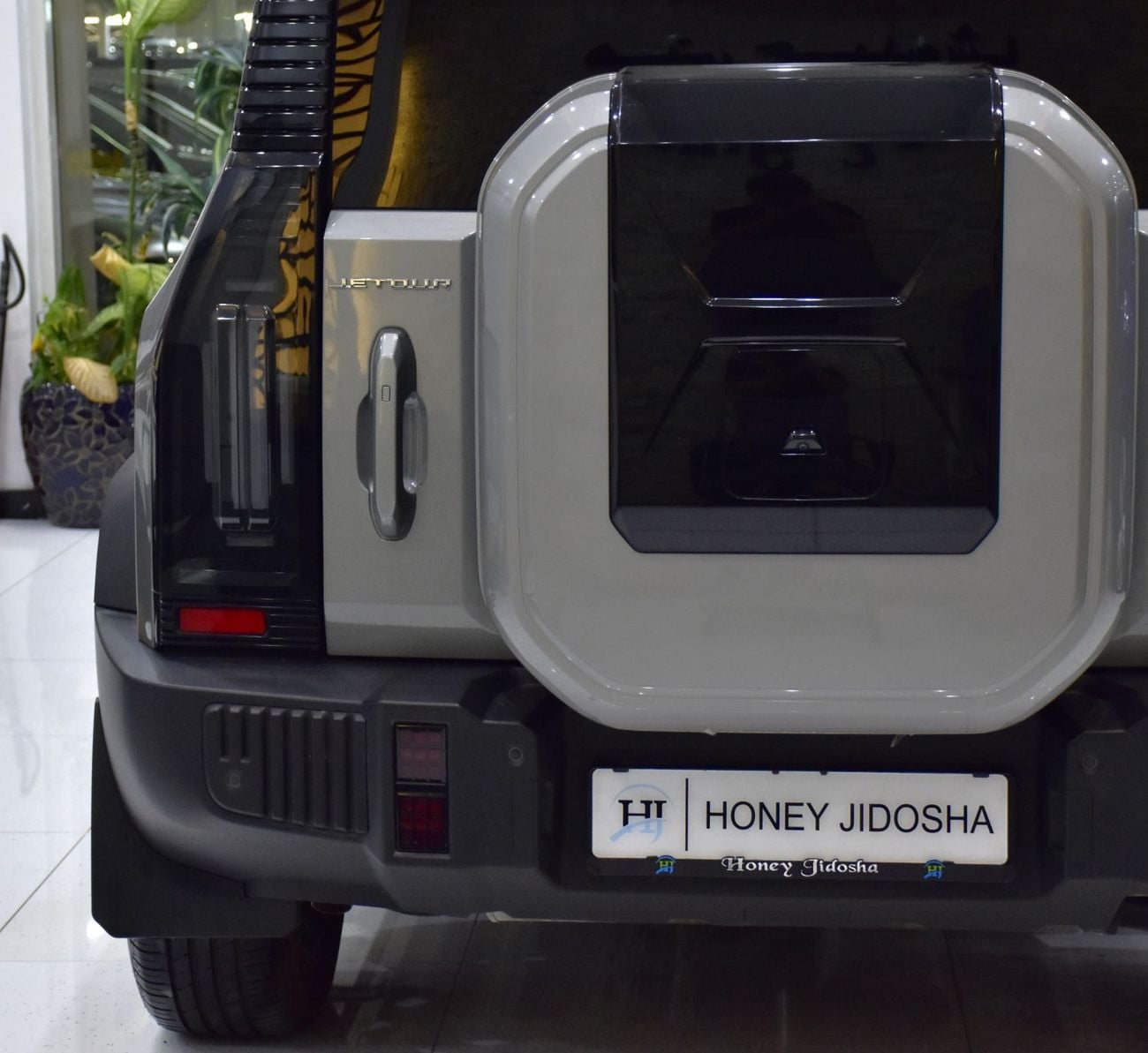 Jetour T2 LUX EXCELLENT DEAL for our Jetour T2 XWD ( 2024 Model ) in Grey Color Chinese Specs