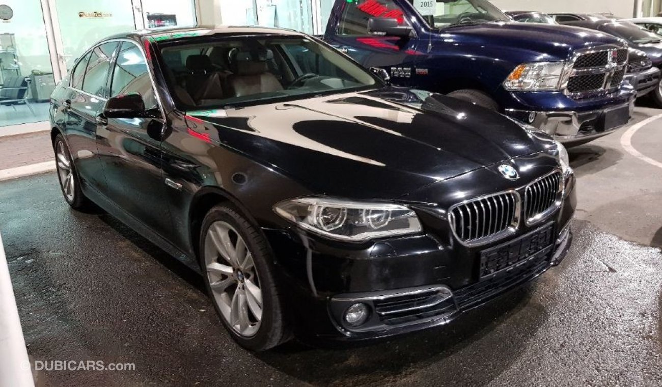 BMW 535i 2015 model Gulf specs Full options