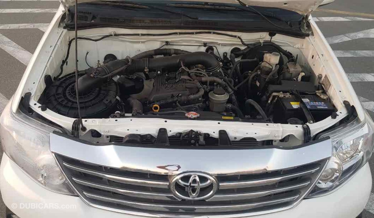 Toyota Fortuner fresh and very clean inside out and ready to drive