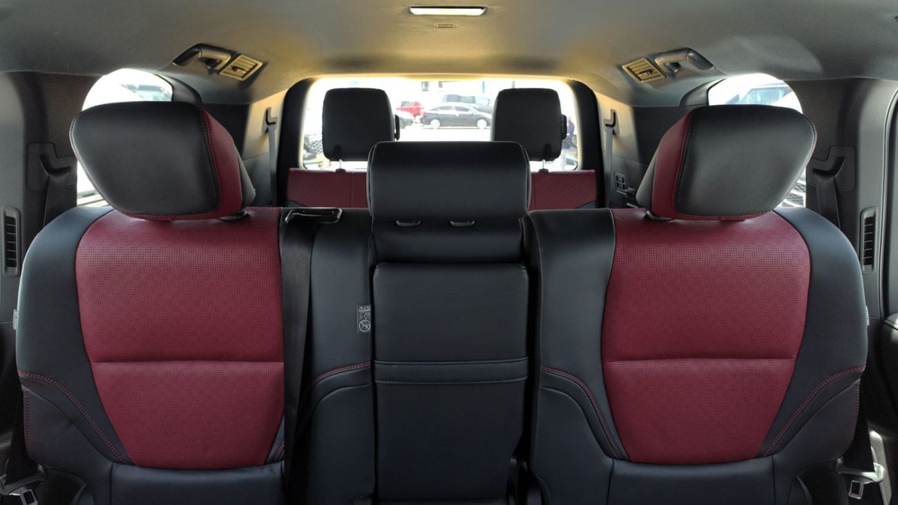 Toyota Land Cruiser GR SPORT 3.5 HEV 2026 GCC