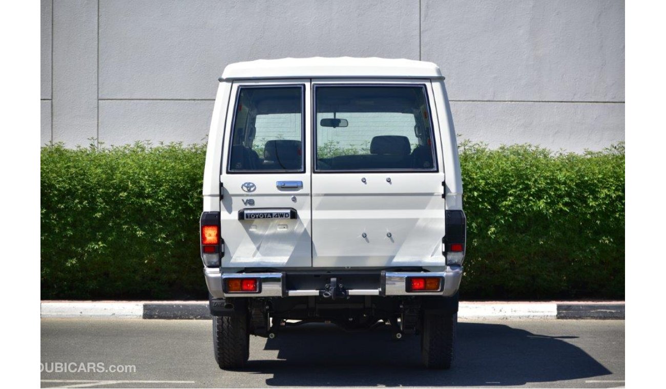 Toyota Land Cruiser Hard Top 78 V8 4.5L Diesel Manual Transmission