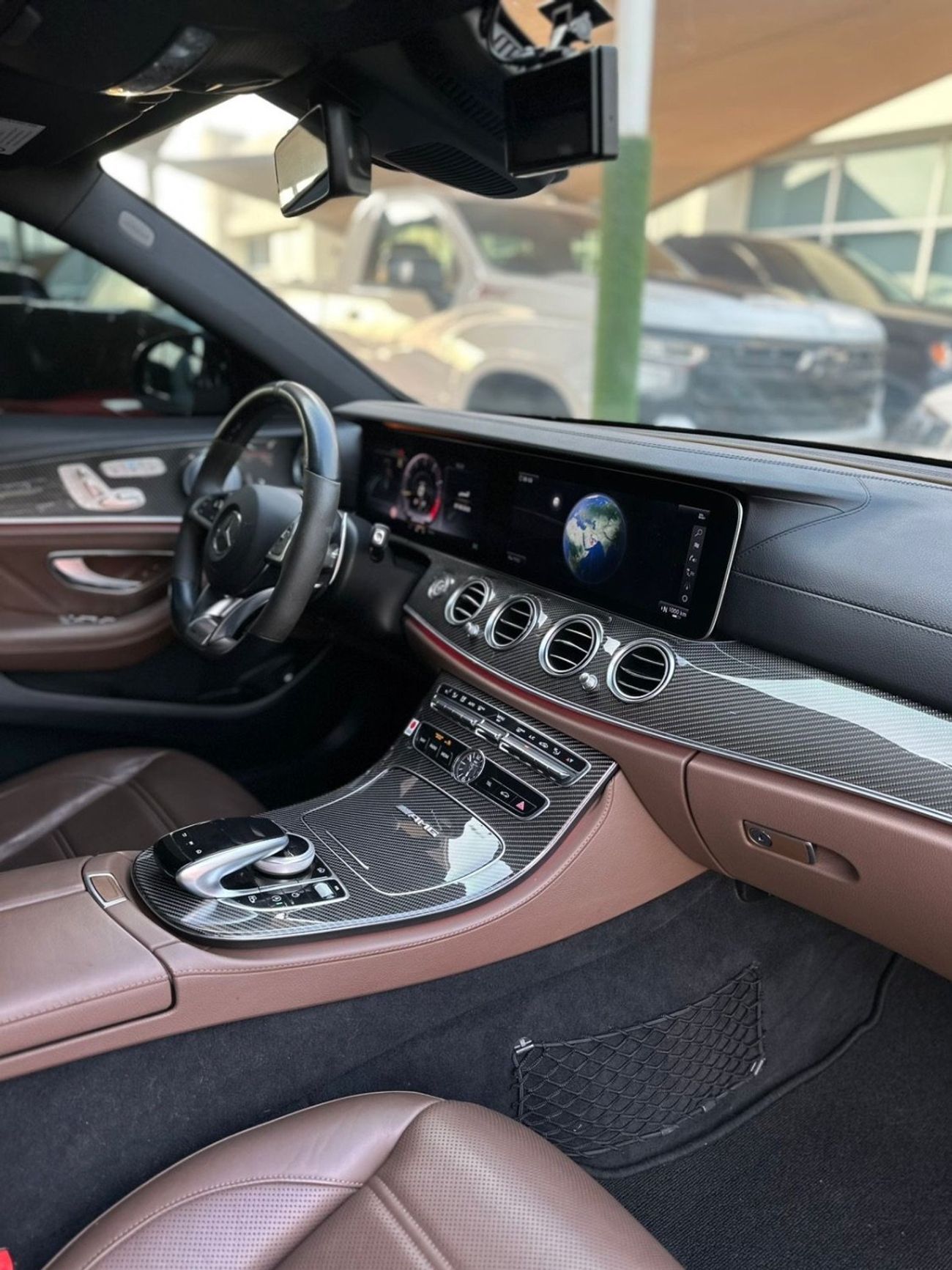 Mercedes-Benz E 63S 4MATIC+ 4.0L MERCEDES BENZ AMG E63s 2018 Korean Specs  (Clean Title)  Original Paint  6 buttons Full