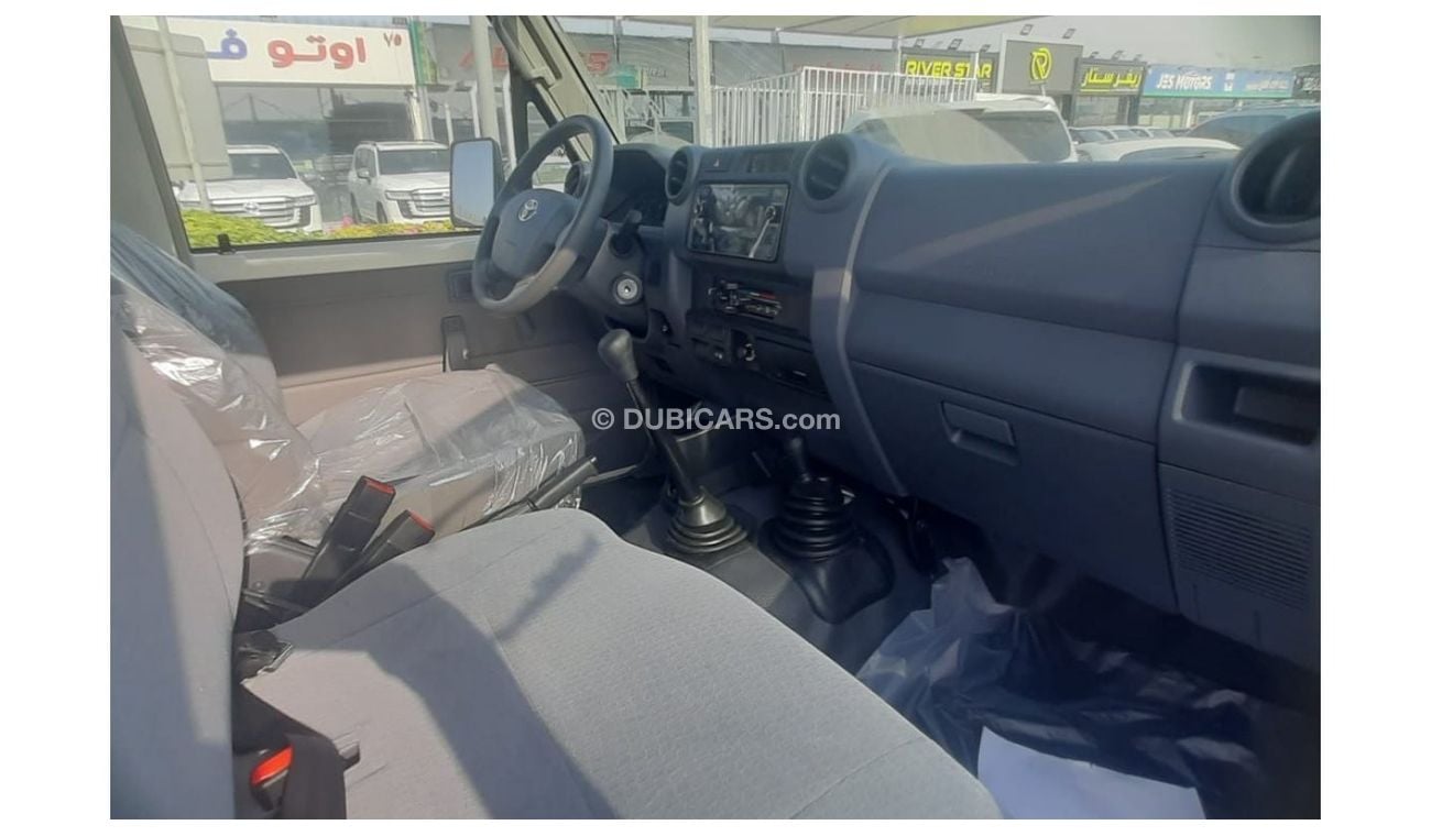 Toyota Land Cruiser 70 DIESEL 4.2L V6