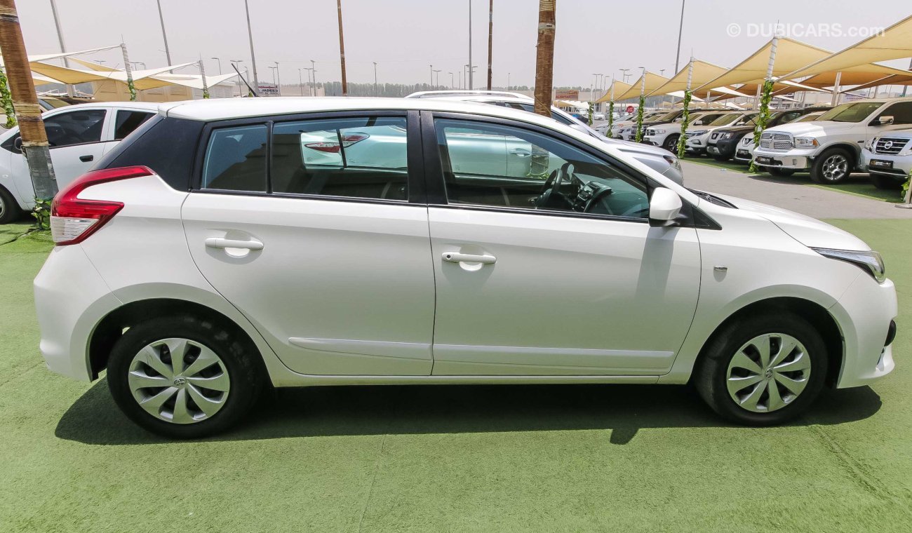 Toyota Yaris SE AGENCY WARRANTY FULL SERVICE HISTORY GCC